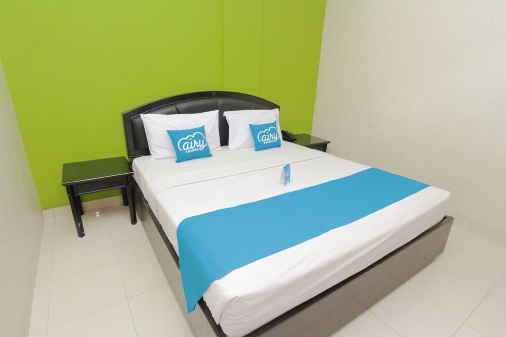 Hotel Kapuas Dharma Понтианак Экстерьер фото