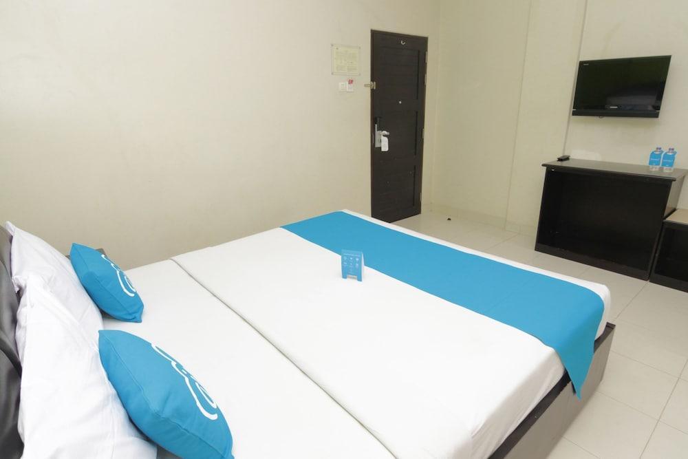 Hotel Kapuas Dharma Понтианак Экстерьер фото